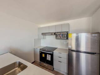 APARTAMENTO EN RENTA – EDIFICIO ALTAIRE, ZONA 11 - 2