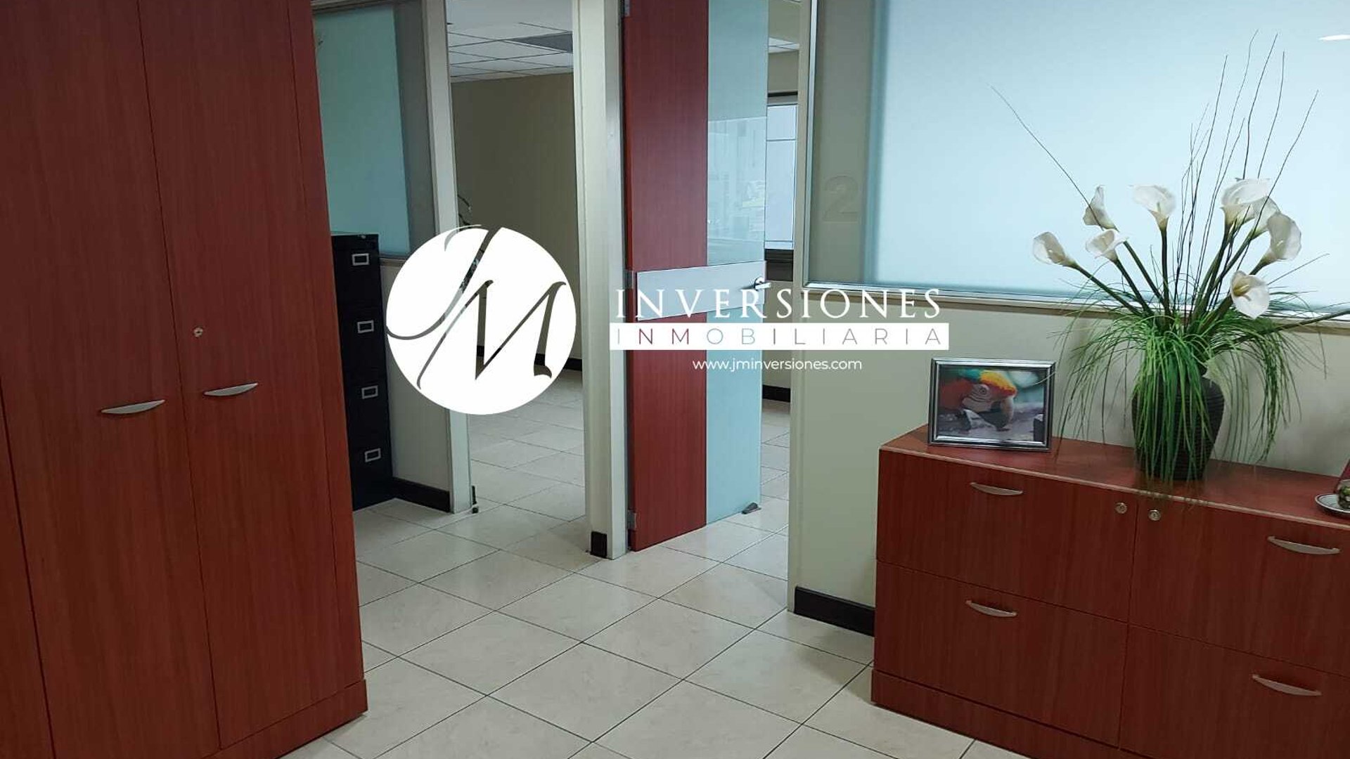 Oficina en Venta en zona 10 - Miniatura 9