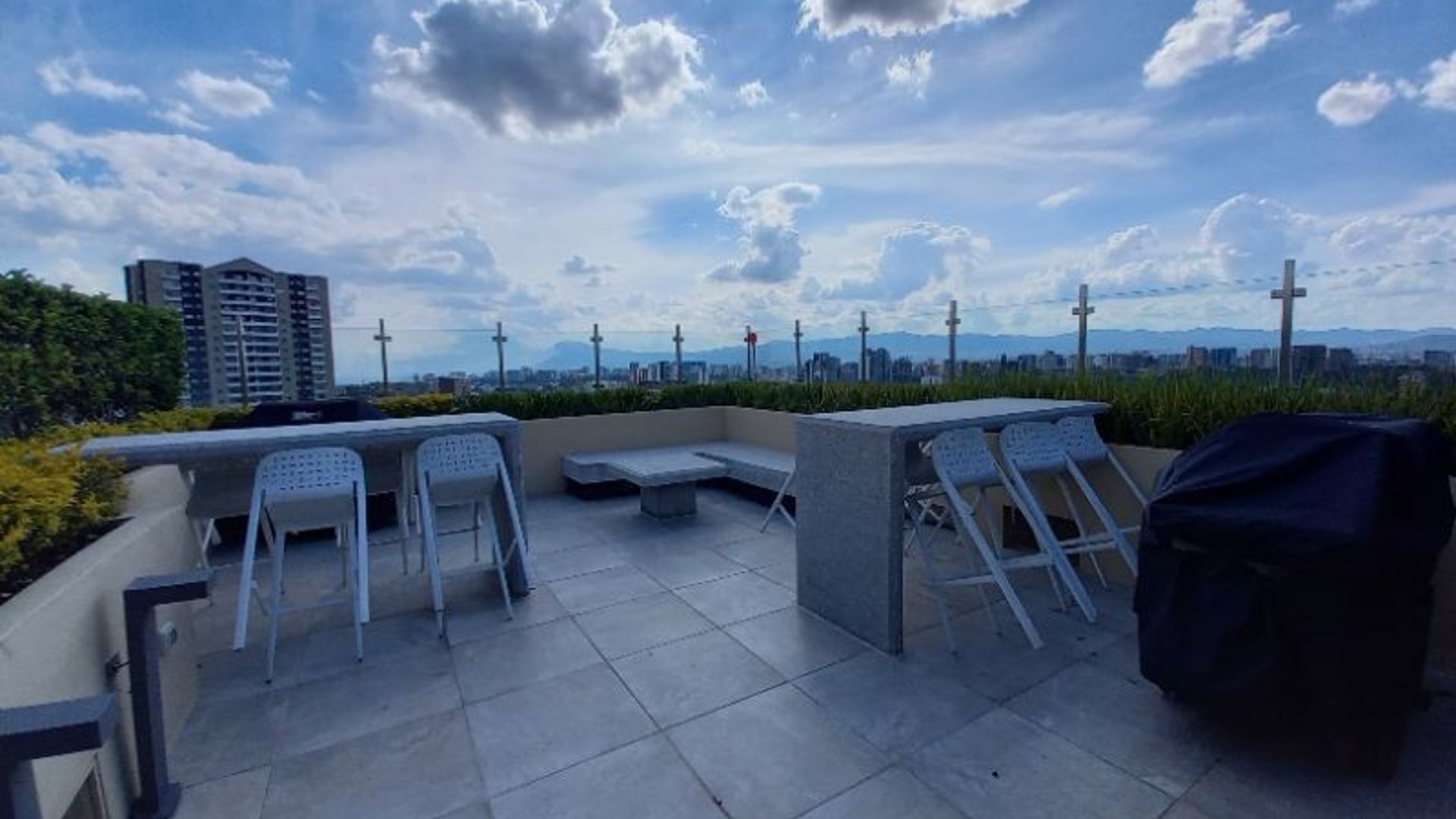 Apartamento en renta zona 15 Vista Hermosa II / Avenik - Miniatura 10