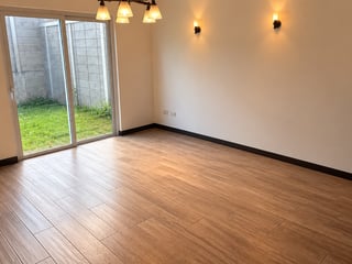 Casa de 5 Habitaciones en Renta | KM. 19.5 Carretera a San José Pinula - 3