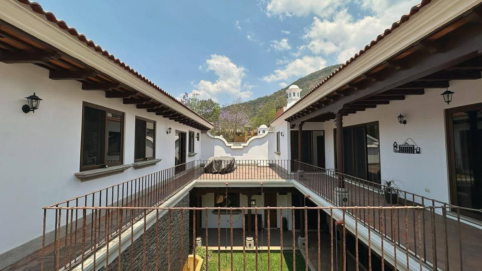 Casa venta en Antigua Guatemala - Miniatura 3