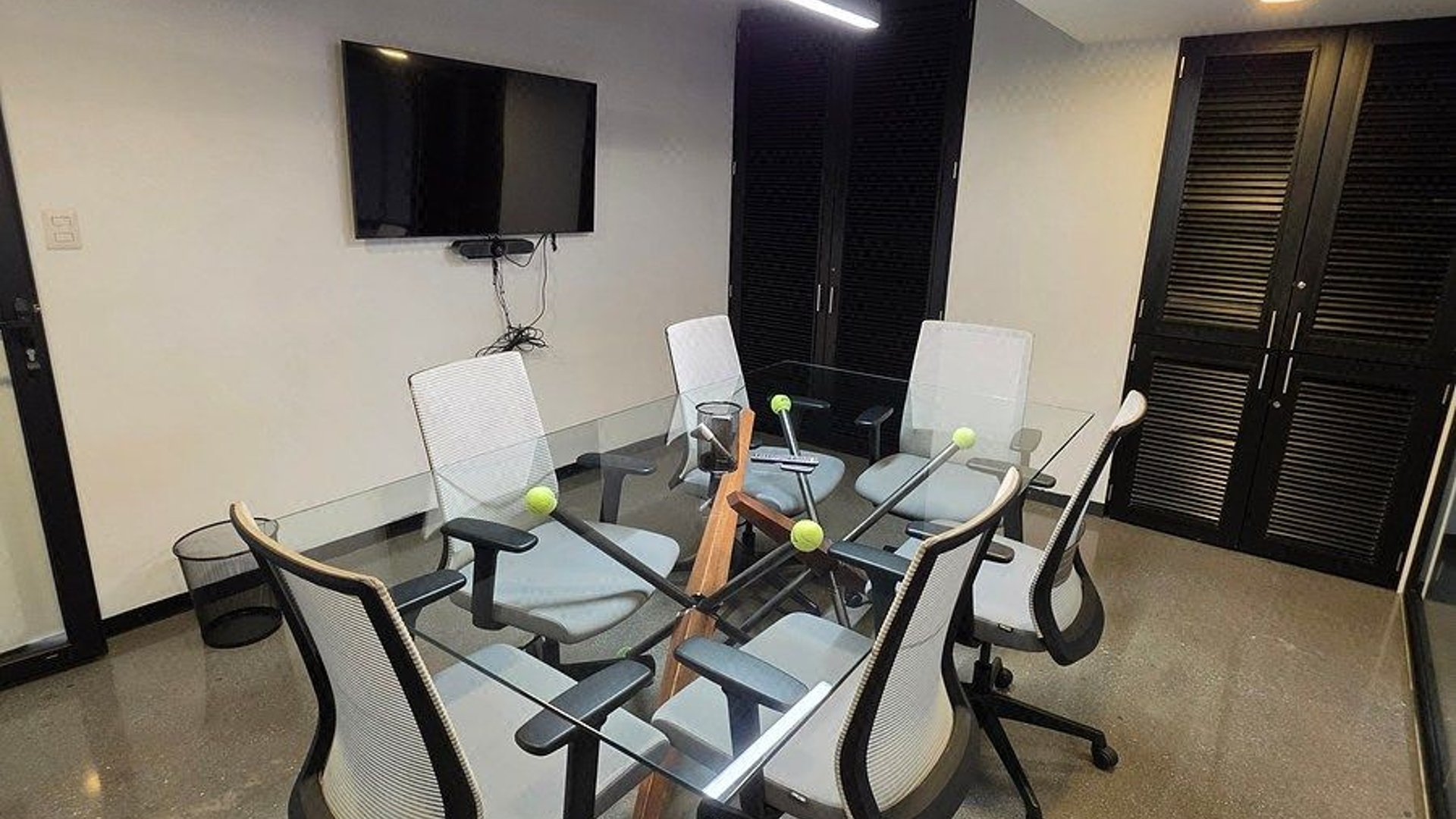 Oficina en renta Z4
