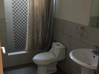 RENTO APTO Z.14 CONDADO LA VILLA REF.6956  3 HAB, 3 BAÑOS, 2 PARQUEOS, LINEA BLA - 2