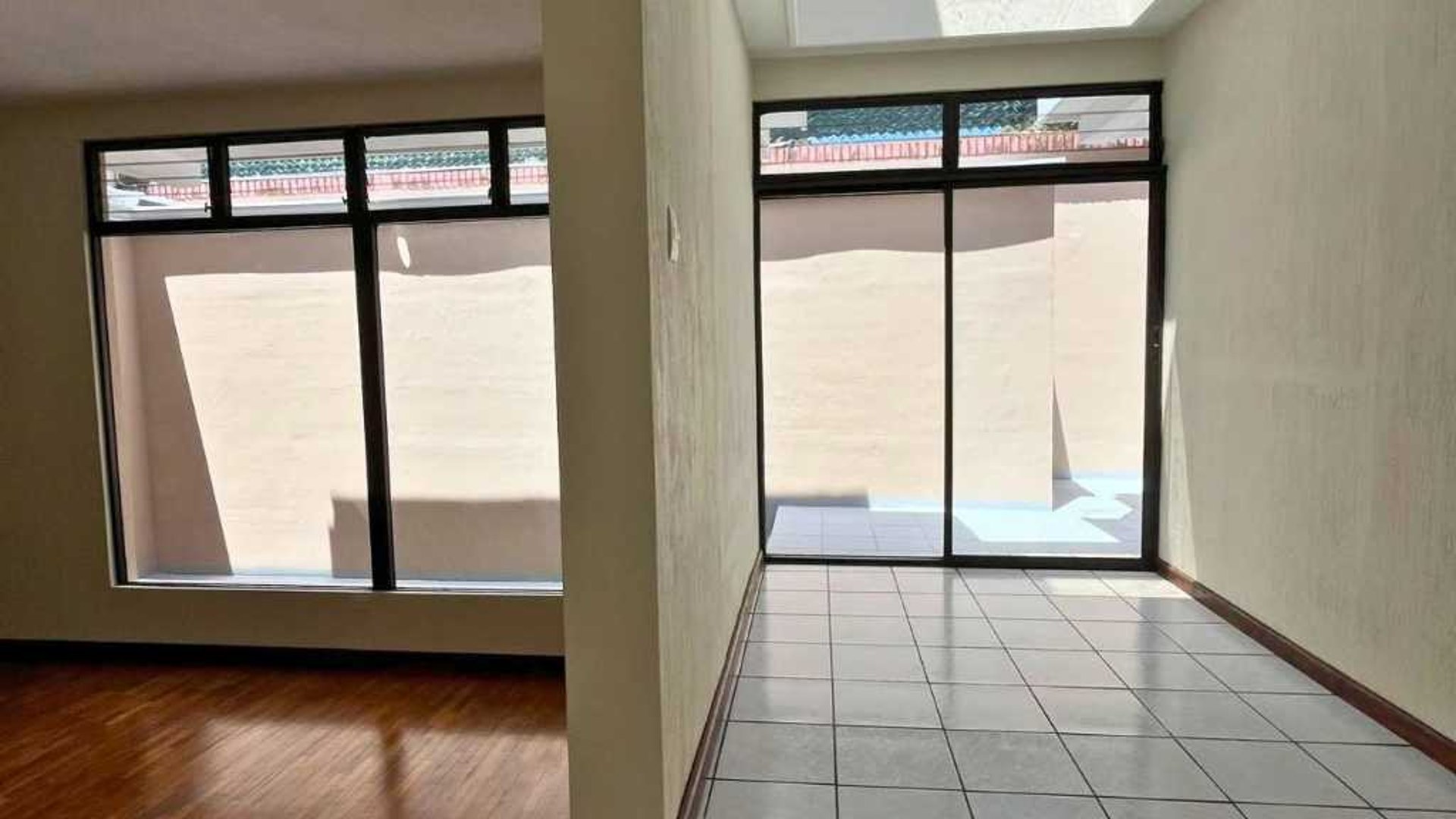 CASA EN RENTA – CONDOMINIO SAN SEBASTIÁN, AVENIDA HINCAPIÉ, ZONA 13 - Miniatura 4