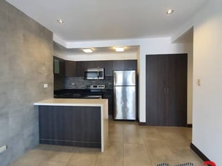 Apartamento en Venta, Zona 10 (V10064) - 2