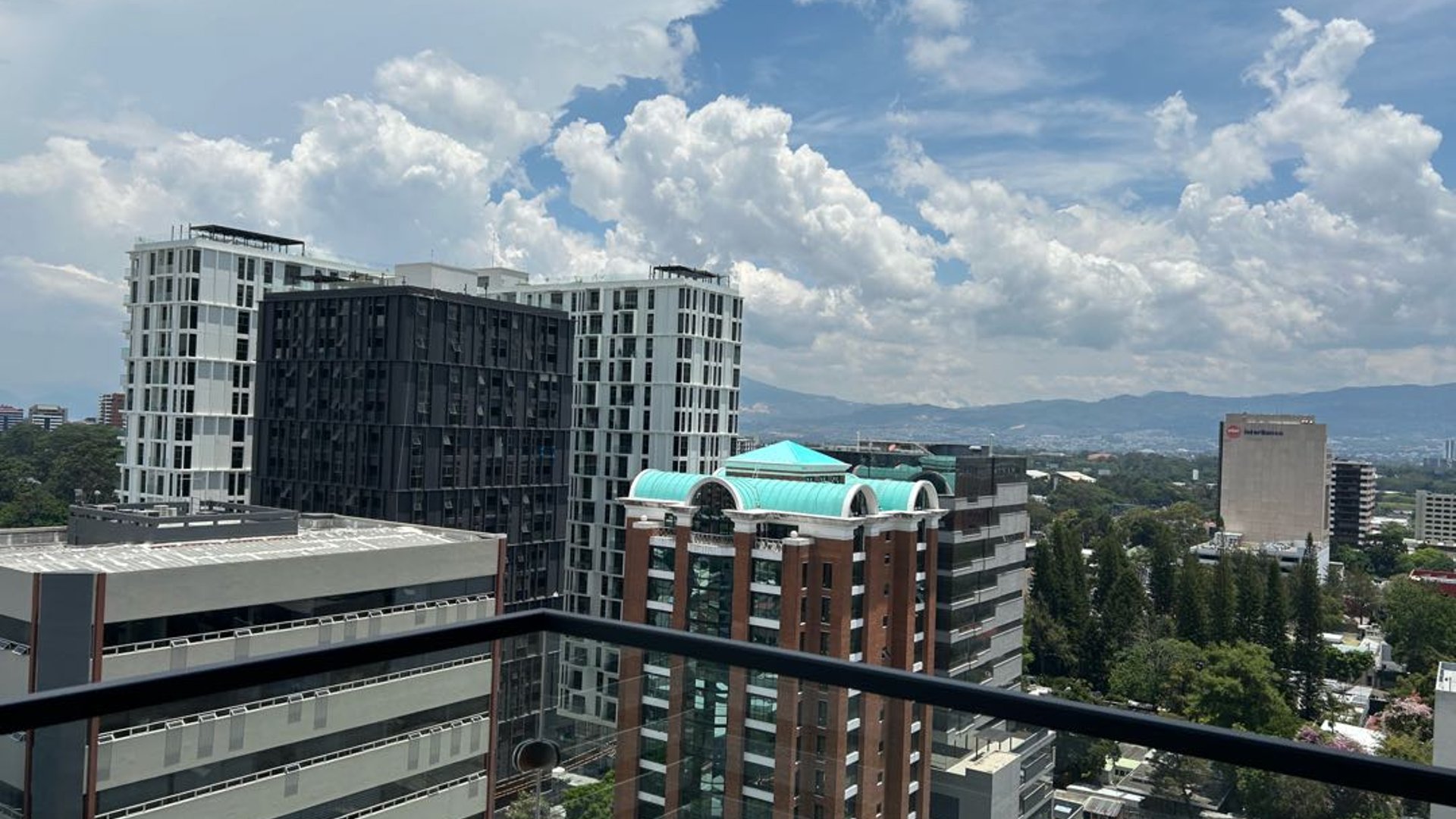 Apartamento en Venta FERRE DIEZ, Zona  10 Cesión de Derechos - Miniatura 9