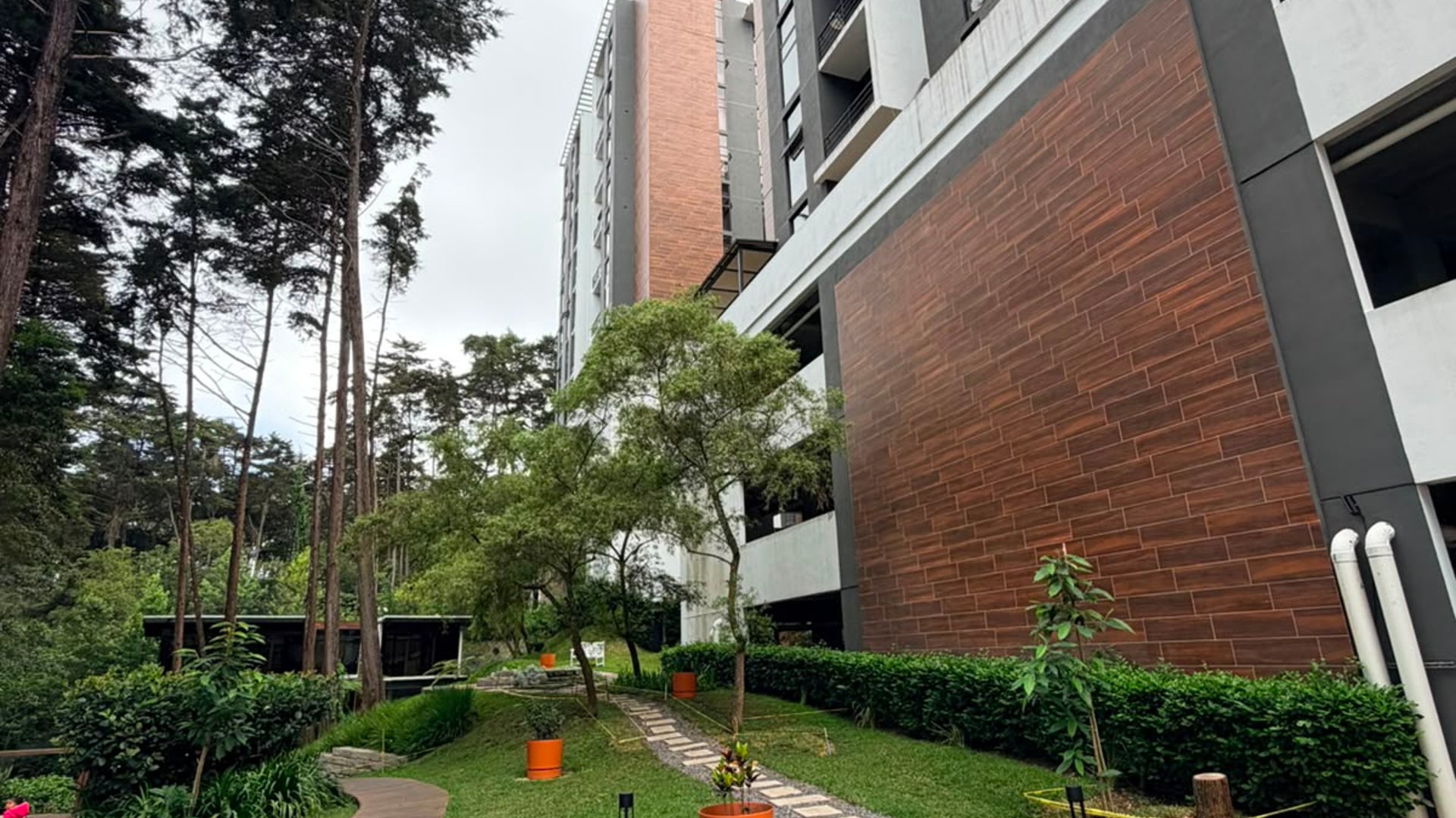 APARTAMENTO EN VENTA | 02 CAES - Miniatura 2