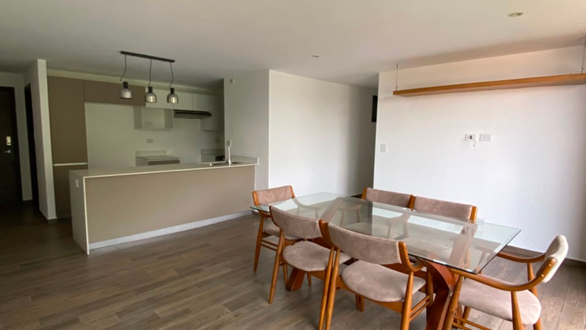 ???? APARTAMENTO EN RENTA – 3 HAB + BODEGA  PARQUE 15 | ZONA 15 - Miniatura 2