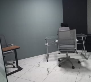 OFICINA COMERCIAL EN RENTA