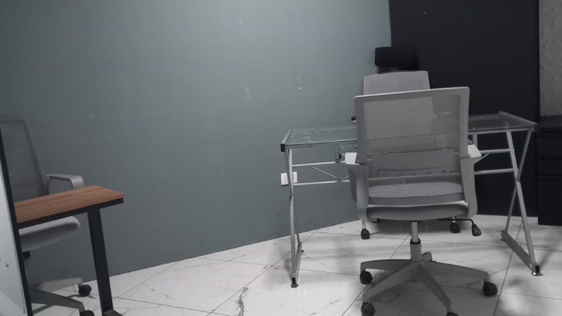 OFICINA COMERCIAL EN RENTA