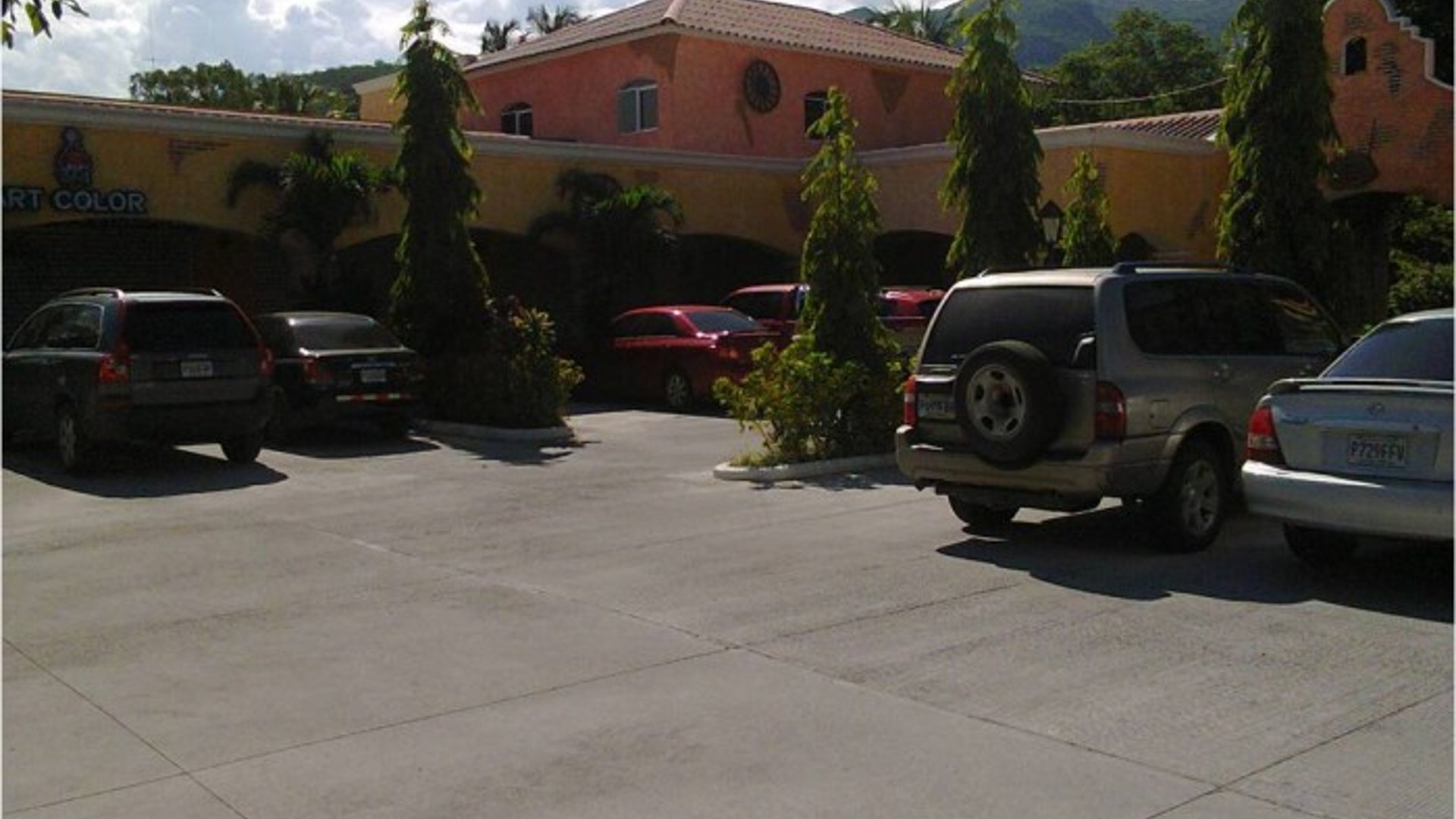Rento Local con Comercial en El Rancho El Progreso - Miniatura 2