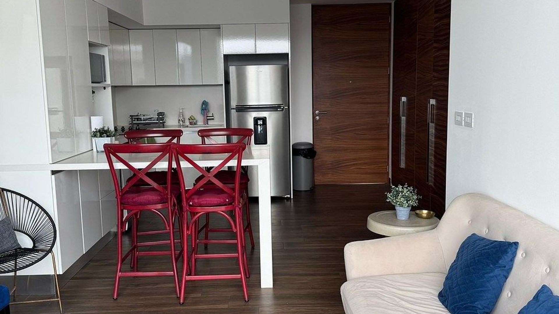 APARTAMENTO AMUEBLADO Y EQUIPADO EN AVIA, ZONA 10 - Miniatura 3