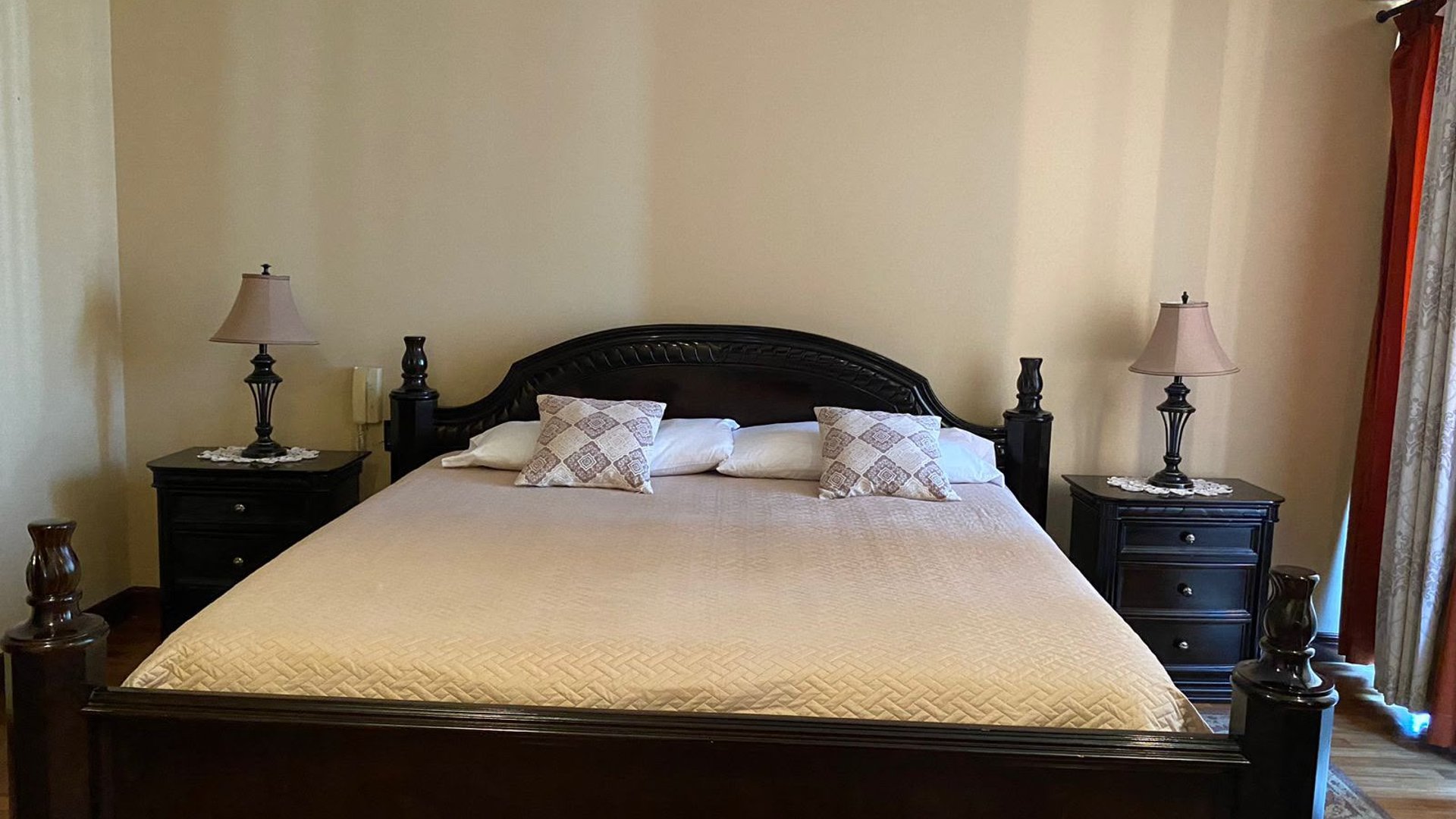 APARTAMENTO AMUEBLADO EN RENTA SAN IGNACIO ZONA 10 - Miniatura 9
