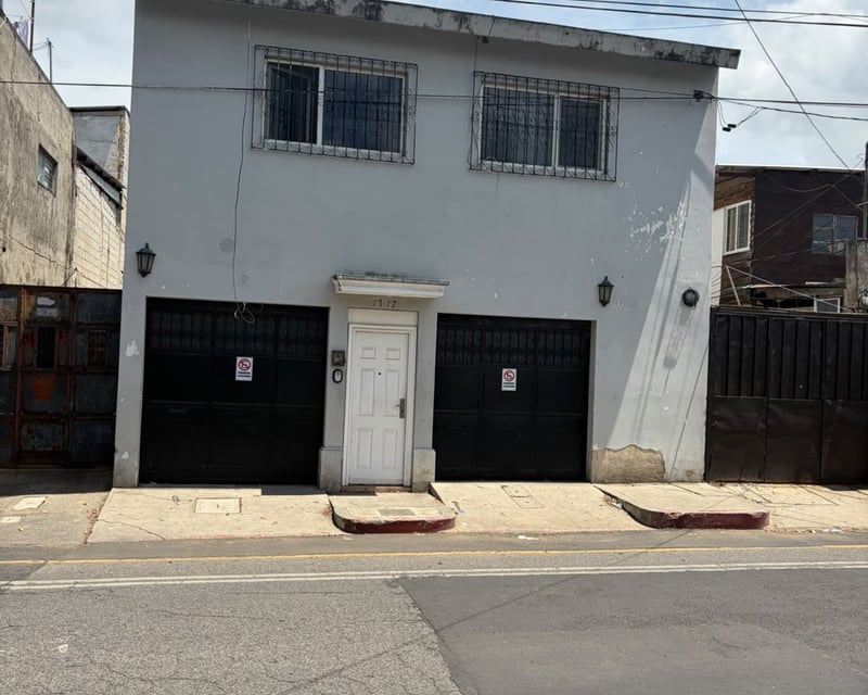 📍 CASA EN VENTA – 3 HAB + ESTUDIO + PATIO | LA VILLA | ZONA 14