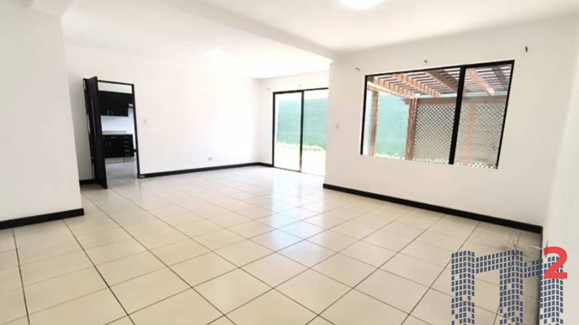 Casa en Venta, Carretera a El Salvador (V10144)