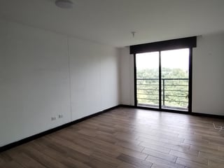 Apartamento en venta en zona 2 Ciudad Nueva - 4