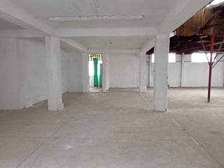 Local Comercial en renta en la Quinta Samayoa zona 7 - 2