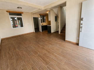 Casa en Venta en Residencial Hacienda Las Mercedes 1 - Image 2