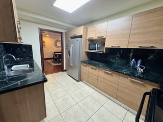 Apartamento amueblado en Renta zona 10 - 3