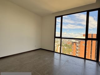 Apartamento nuevo a estrenar en Renta, zona 15 - Image 6