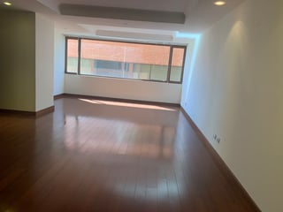 📍 APARTAMENTO EN VENTA – 3 HAB + BODEGA | EDIFICIO MATISSE | ZONA 14 - 5