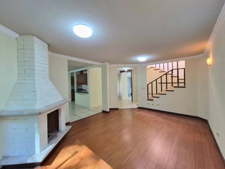 VENTA Casa Condominio Paseo Santa Luz Km. 21.5 a San José Pínula  - 3