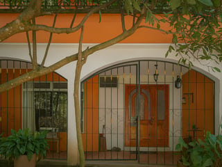 HERMOSA CASA DE LUJO EN VENTA EN SAN BARTOLOMÉ MILPAS ALTAS - Image 6