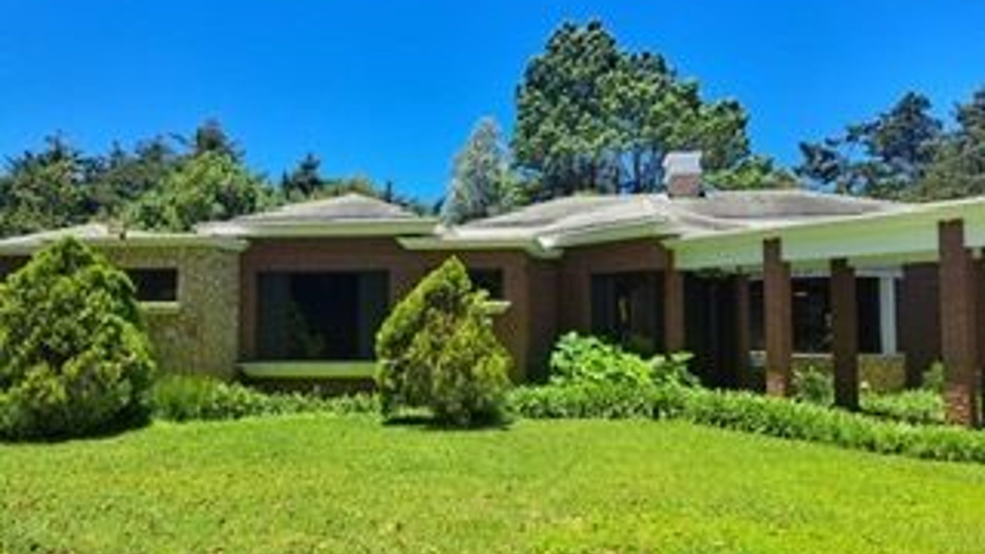 Casa en Venta – Condominio Casa y Campo, Carretera a El Salvador