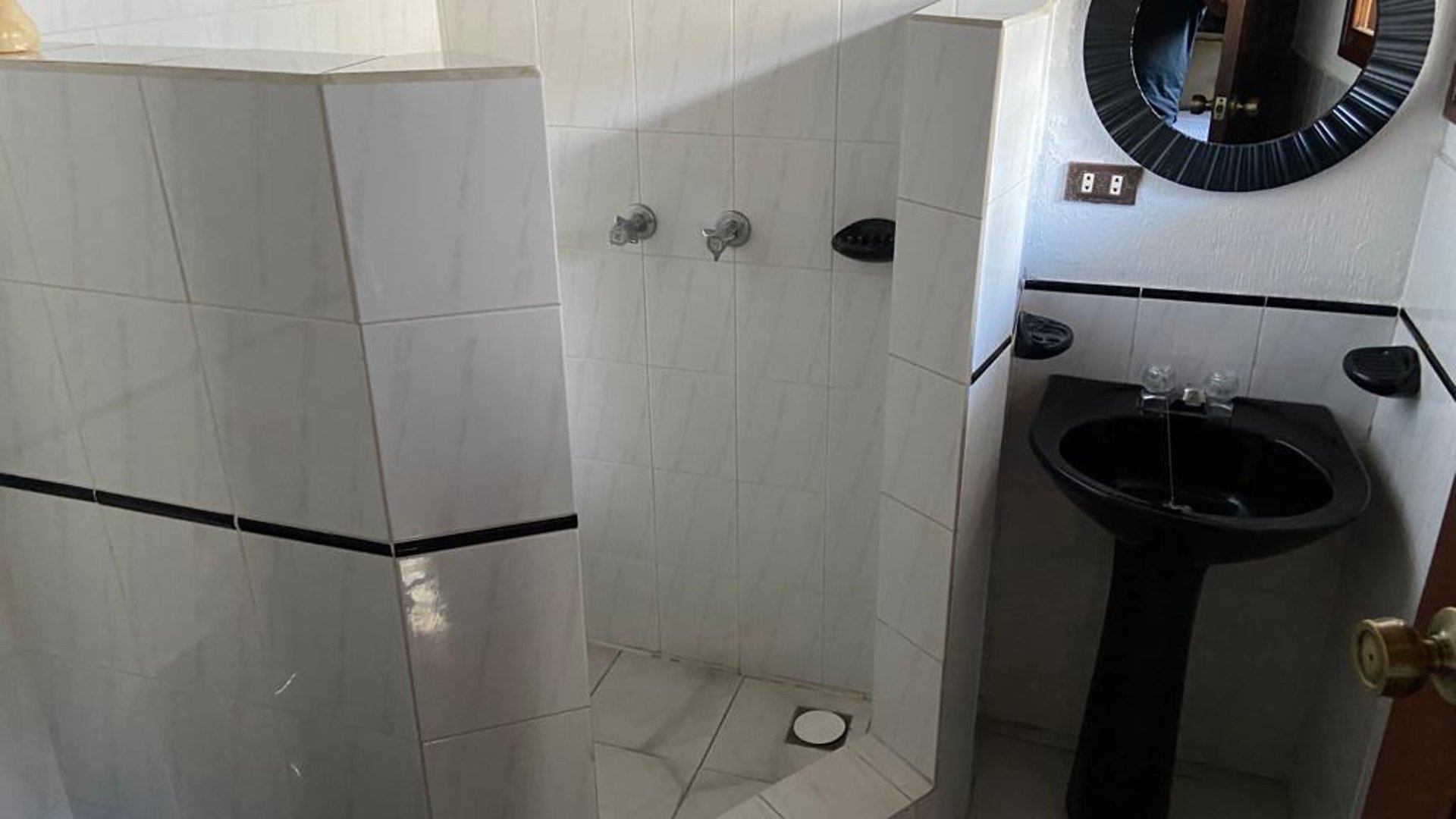 PROPIEDAD EN VENTA / RENTA EN SAN LUCAS - Miniatura 24