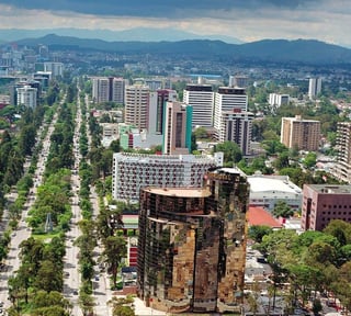 Terreno en Venta – Zona 10, Ciudad de Guatemala
