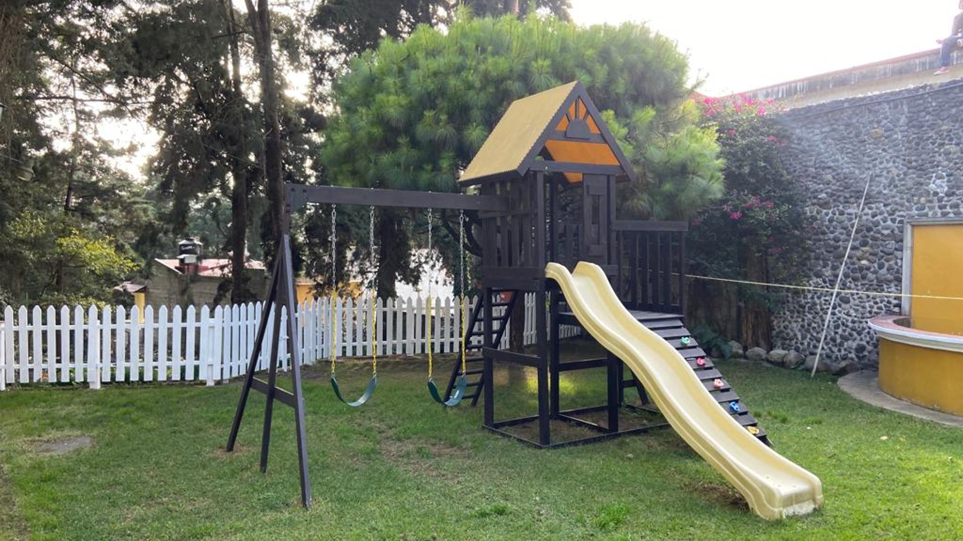 PROPIEDAD EN VENTA / RENTA EN SAN LUCAS - Miniatura 2