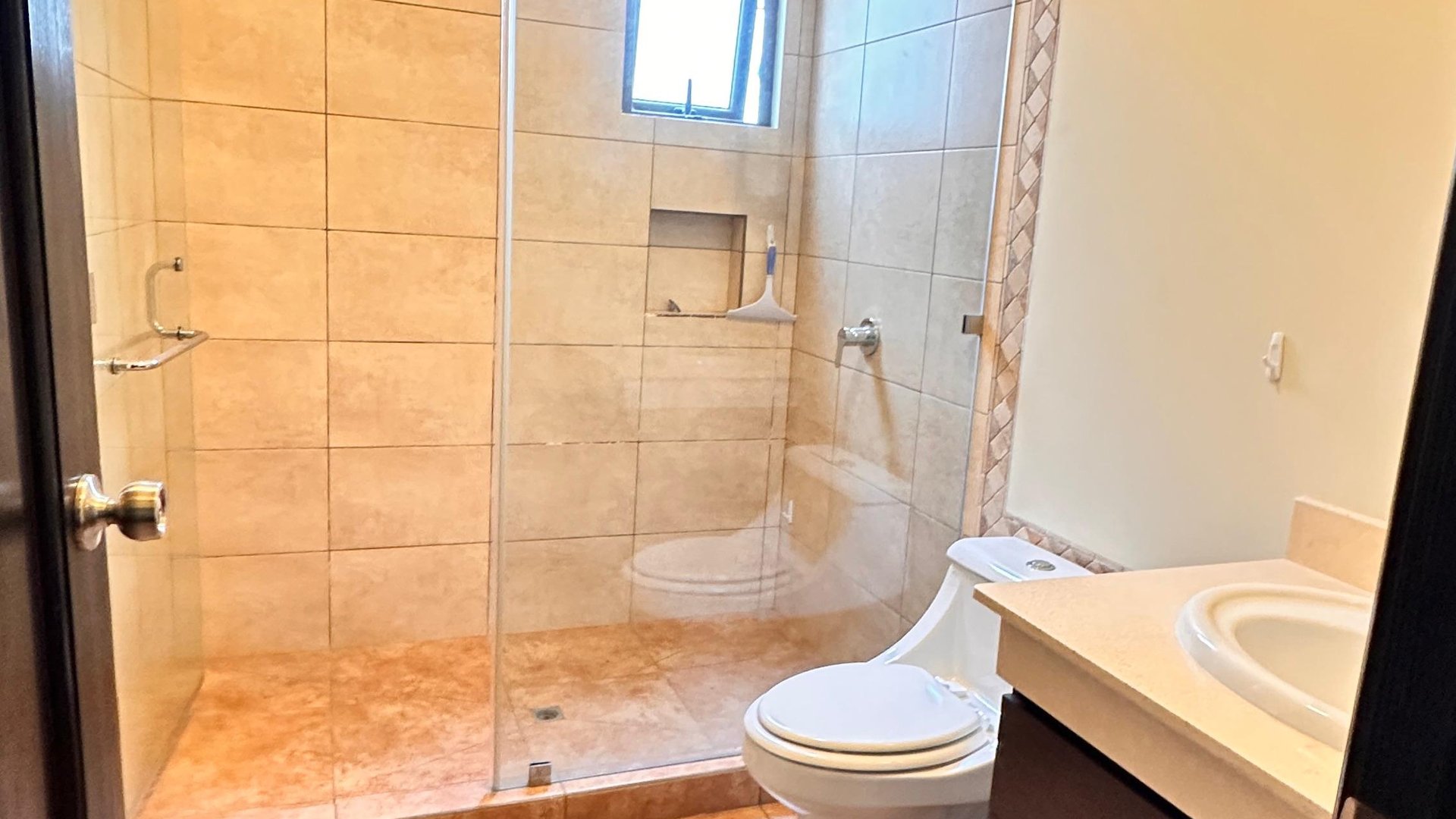 Venta de casa de 1 nivel en Lazos de Fraijanes - Miniatura 21