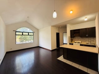 ALQUILER DE LINDO APARTAMENTO - VILLA TIEPOLO, KM 18.5 CES - 2