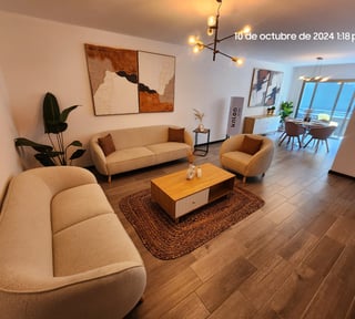Apartamento en venta - 2 habitaciones en zona 14 con Piscina Ref-5028