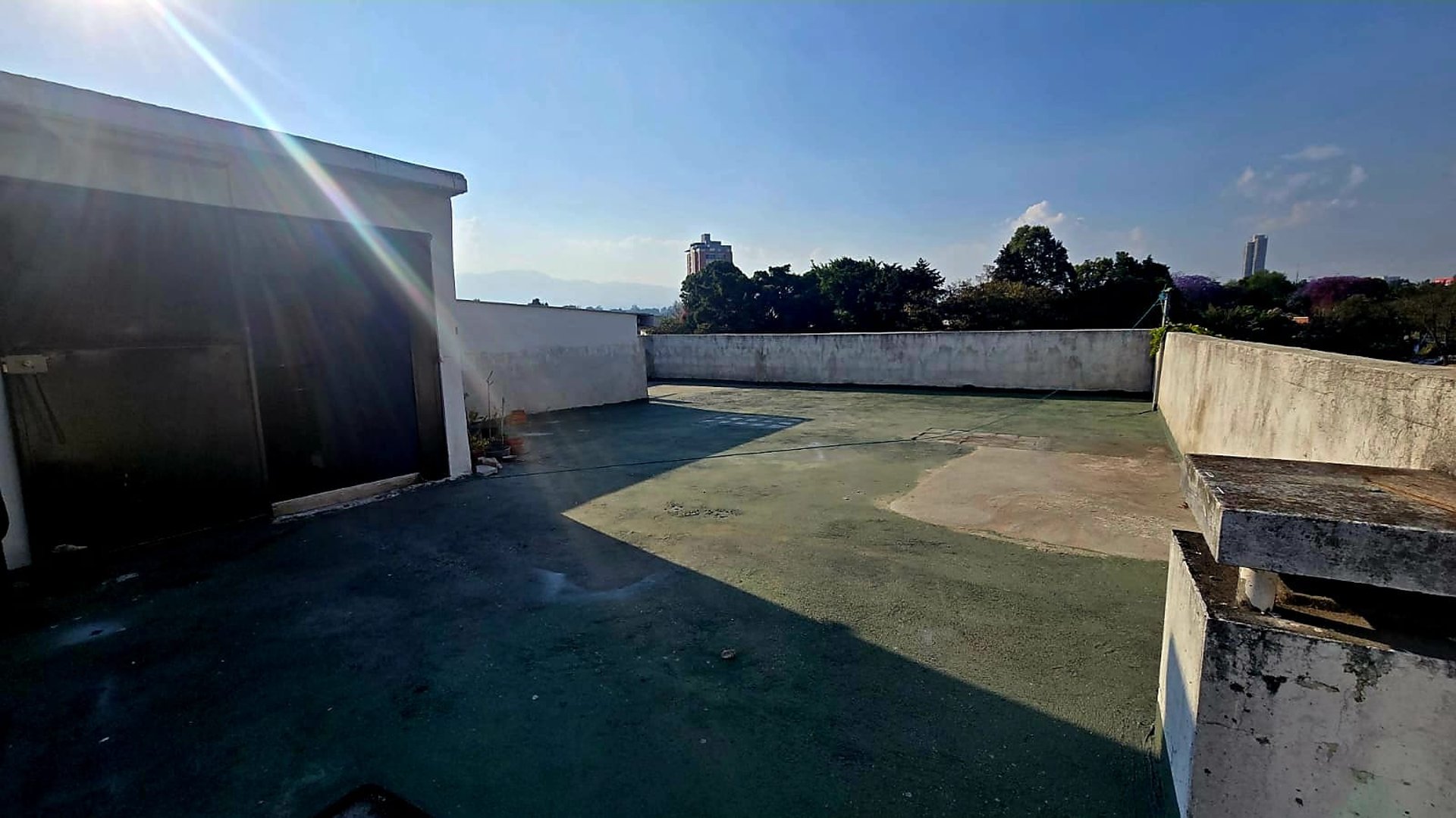 Exclusiva Casa En Venta En Residenciales El Bosque Zona 12 - Miniatura 3