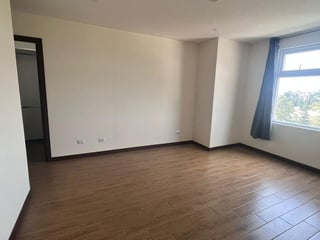 Apartamento en VENTA en  Zona 15 - Image 10