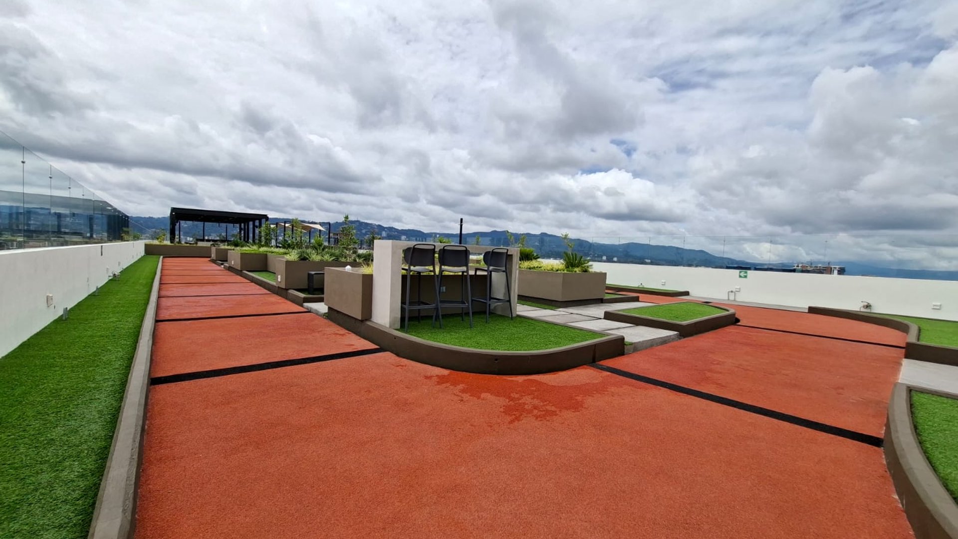 Moderno Apartamento a Estrenar en Renta, Zona 10 | Nivel 10 - Miniatura 7