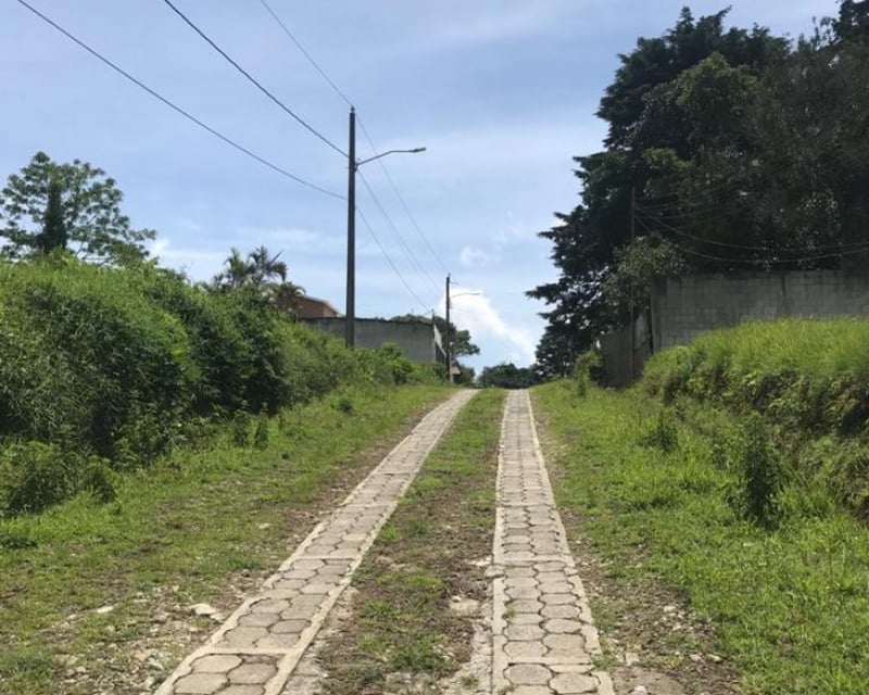 Vendo Terreno Residencial, ruta a Santa Elena Barillas