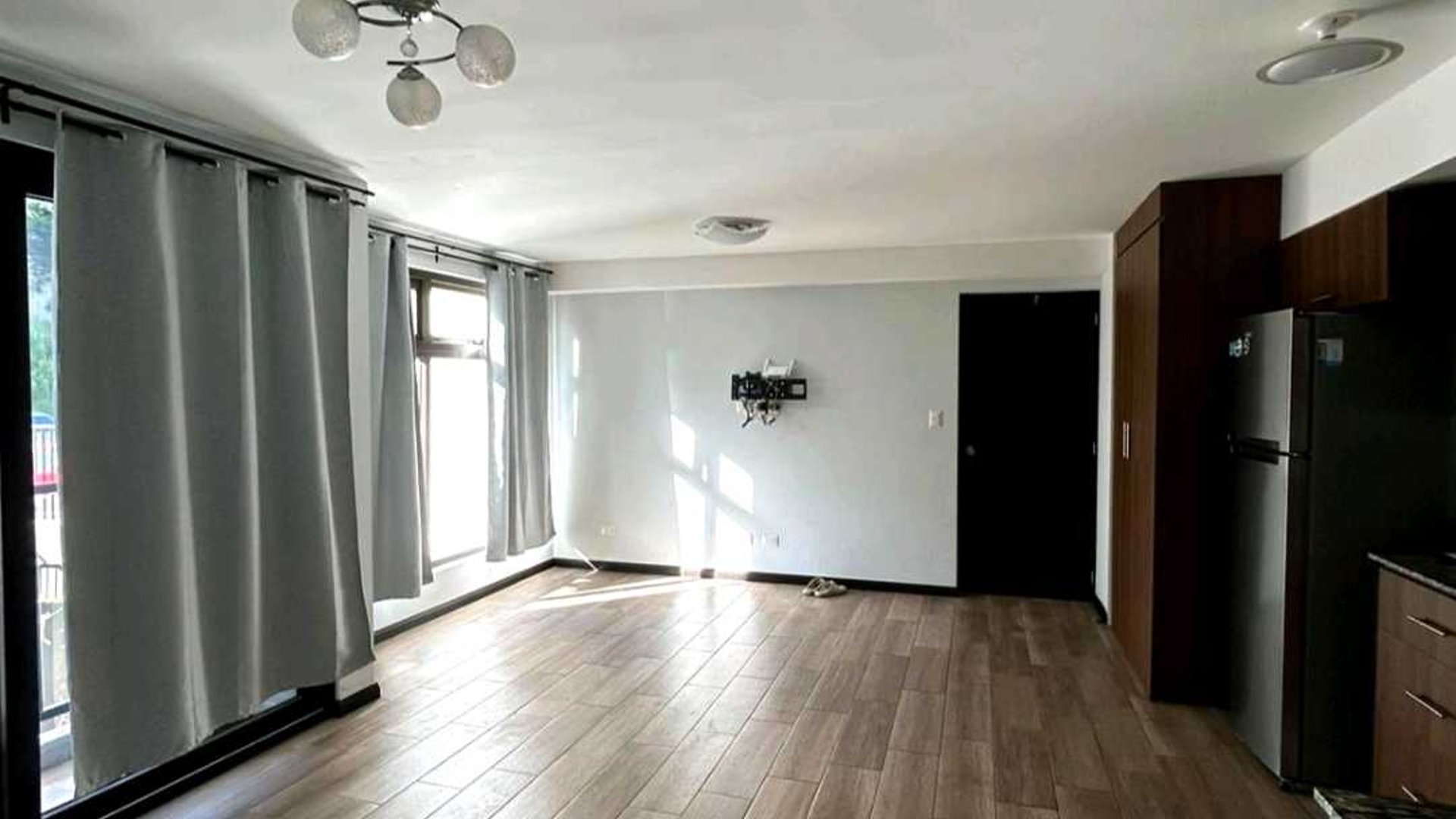 APARTAMENTO EN ALQUILER???? Edificio Nagano, Zona 16 - Miniatura 2