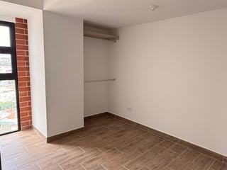 RENTO APTO NUEVO MODRA 2 ZONA 4 REF 6944  1 HAB, 1 BAÑO, 1 PARQUEO, LINEA BLANCA - 5