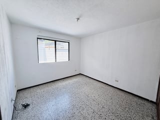 CASA AMPLIA EN RENTA CON JARDIN 4 HAB. / COND. SAN ANTONIO KM. 16.5 CAES - Image 7
