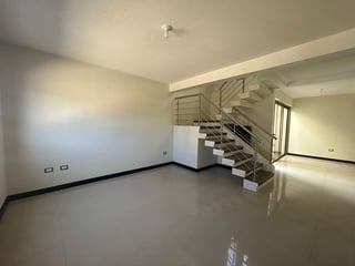HACIENDA REAL / Casa en Venta zona 16 - 4