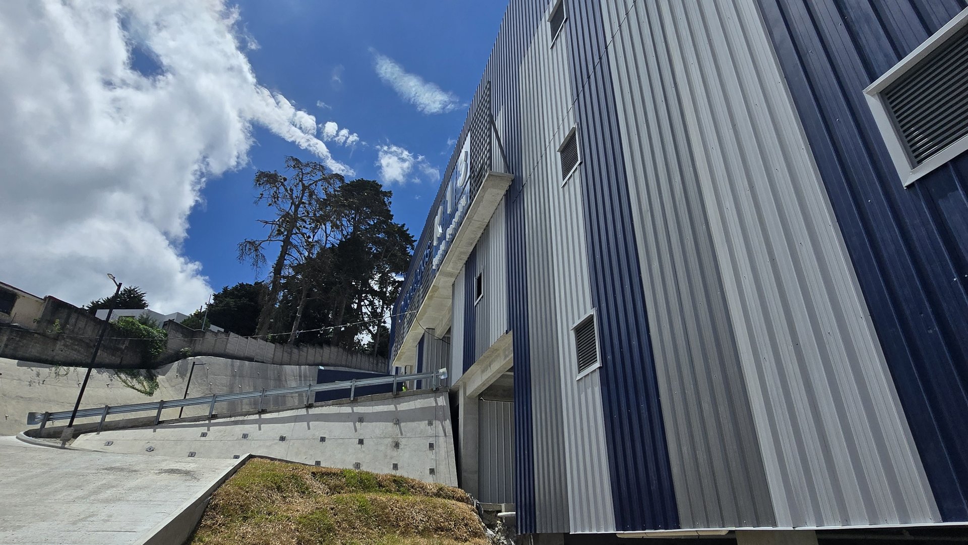 En venta Ofibodega en Km. 12.5 Ciudad de Guatemala