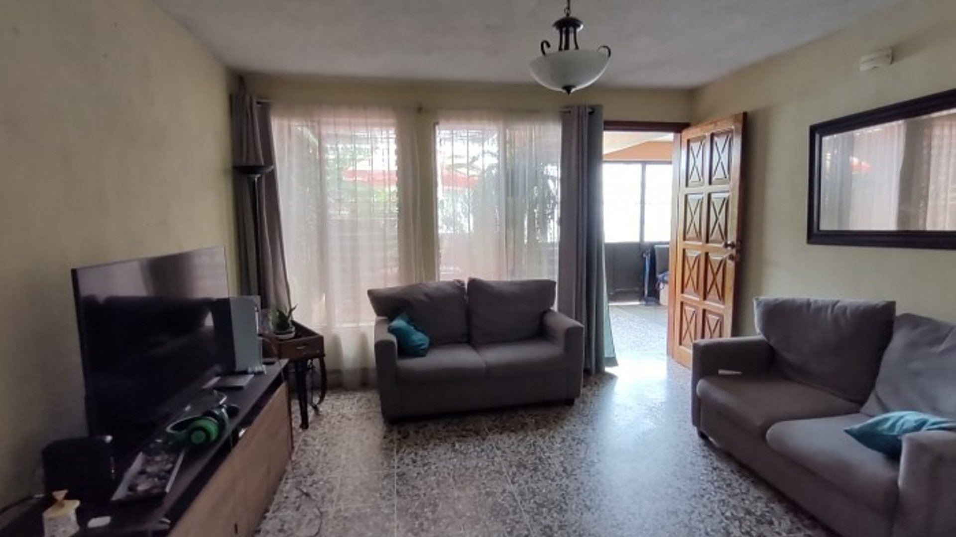 Casa en Venta en Colegio de Maestros Zona 17 - Miniatura 3
