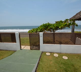 CASA EN RENTA EN MONTERRICO VILLA 1