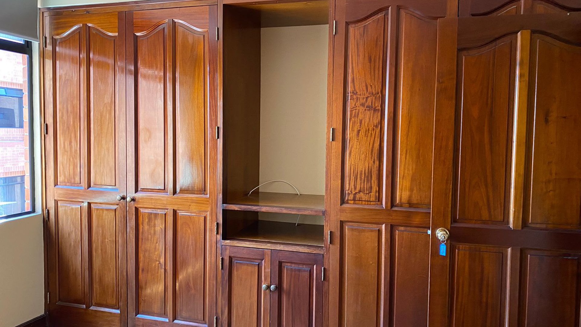 APARTAMENTO AMUEBLADO EN RENTA SAN IGNACIO ZONA 10 - Miniatura 13