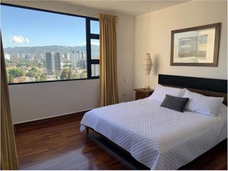 ALTOS DE SANTA CLARA / Apartamento Amueblado en zona 10 - 5