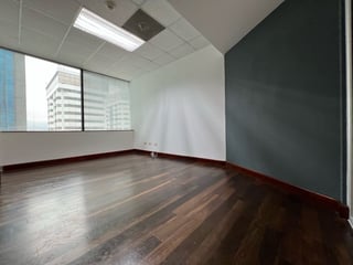 Venta amplia oficina tabicada | Edificio Europlaza Zona 14 - 4