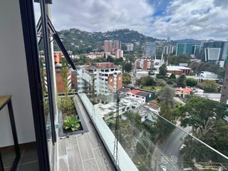 📍 APARTAMENTO EN VENTA – 2 HAB  | QUINCE ESQUINA | ZONA 15 - 5