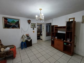 Casa en Renta Uso Comercial cerca de Calzada Roosevelt - 4
